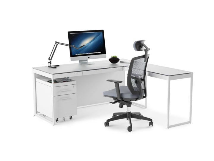 Centro 6401 Desk